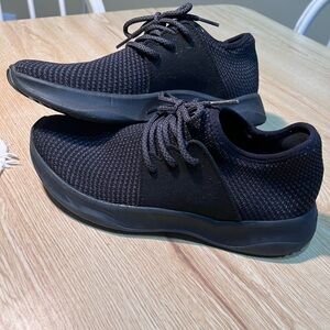 Vessi Everyday Classic- Black-Size 7W